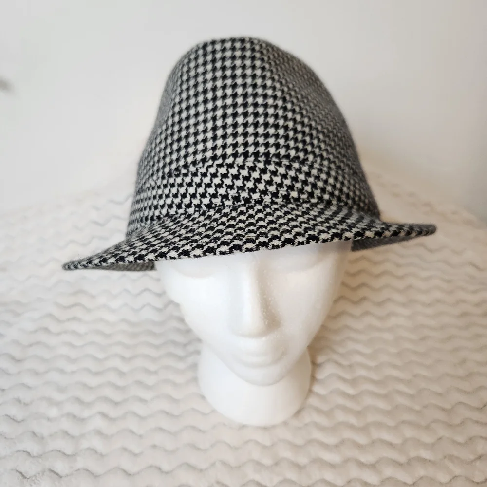Black & White Houndstooth 